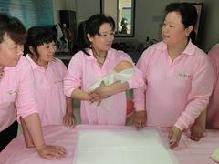 全面的育嬰師--可信賴的寶安育嬰師服務推薦圖片|全面的育嬰師--可信賴的寶安育嬰師服務推薦產品圖片由深圳市瑪麗娜家政服務公司生產提供-